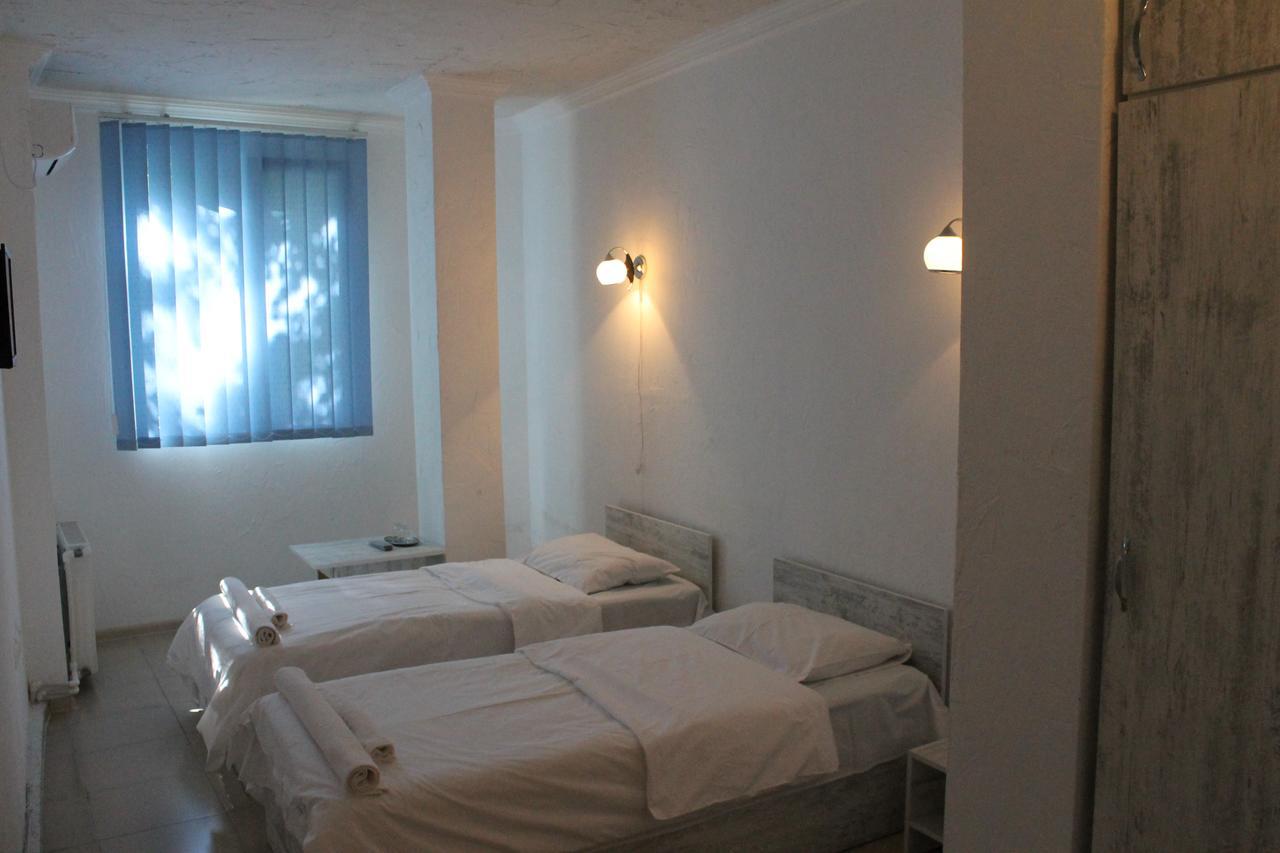 Hotel Lim Batumi Exterior photo